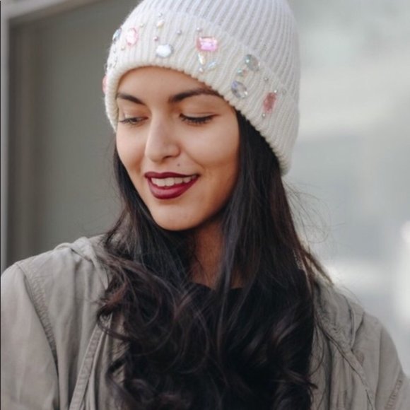 New White Winter Hat with Rhinestones - Picture 1 of 2
